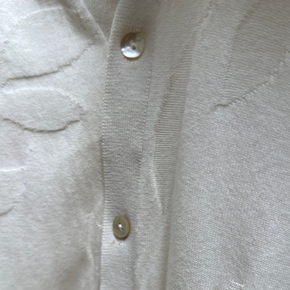 Zara Off-White Floral Knit Fabric Short Sleeved Button up Shirt - Picture 4 of 8